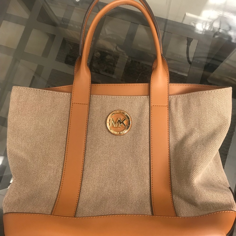 Authentic Michael Kors tote